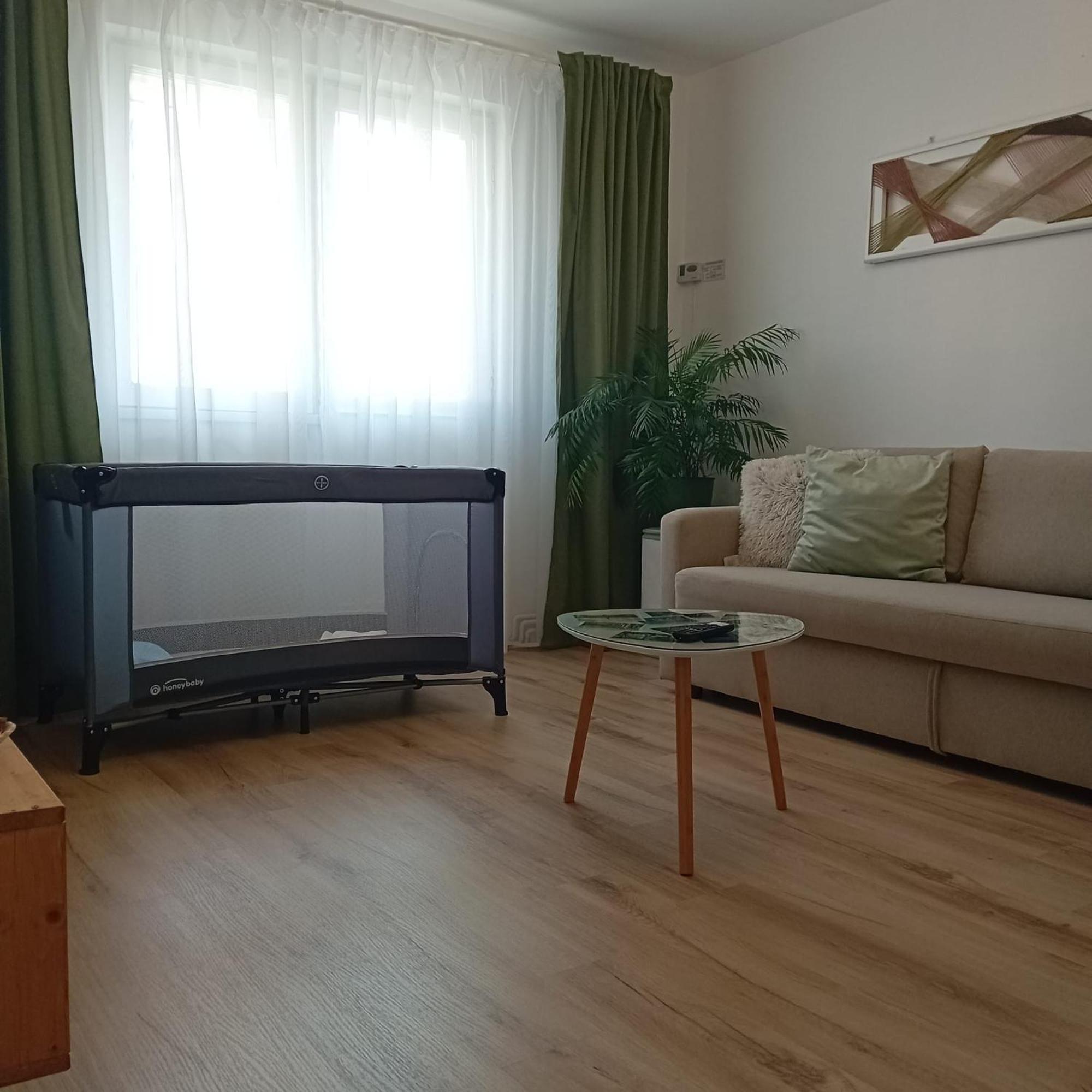 Harmonyhouse Lägenhet Braşov Exteriör bild